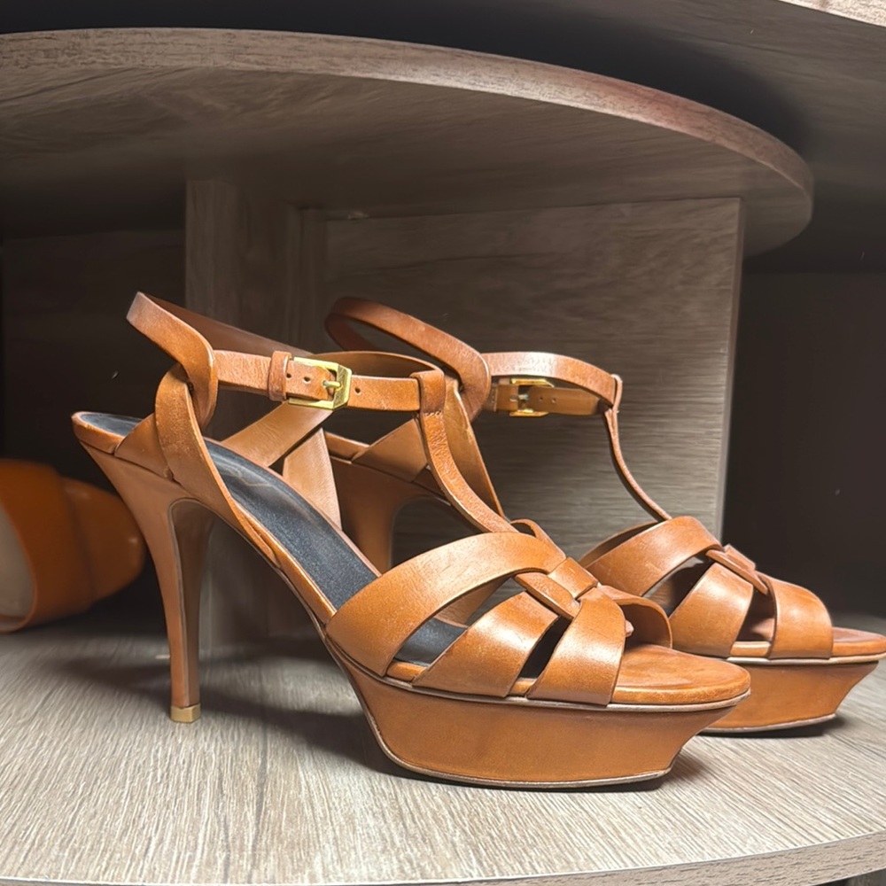 Elegant Tan Strappy Heels
